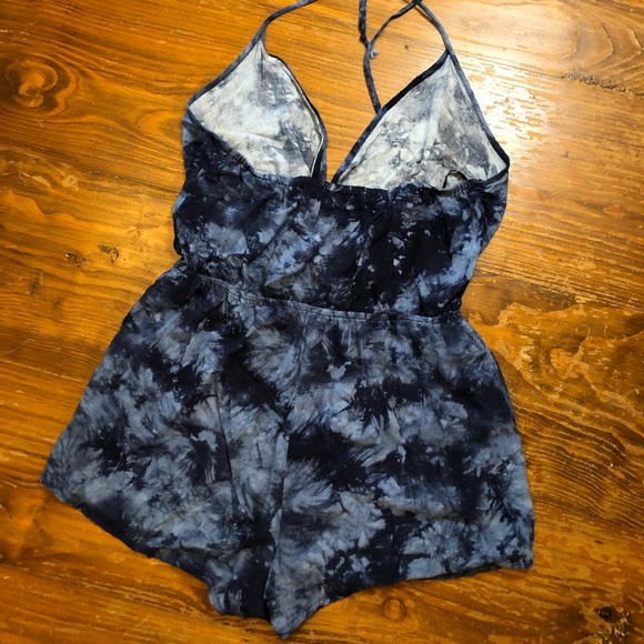 Beachy Blue Style Tie-Dye Romper - Picture 3 of 3
